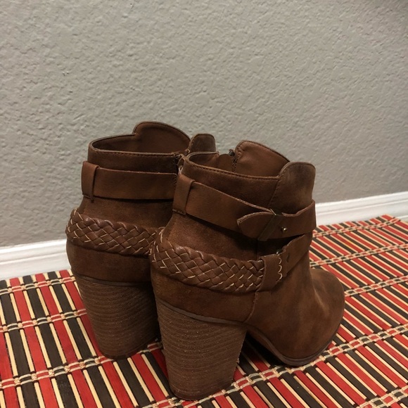 zozo Shoes Woman Winter Boots Xoxo Size 8 Poshmark